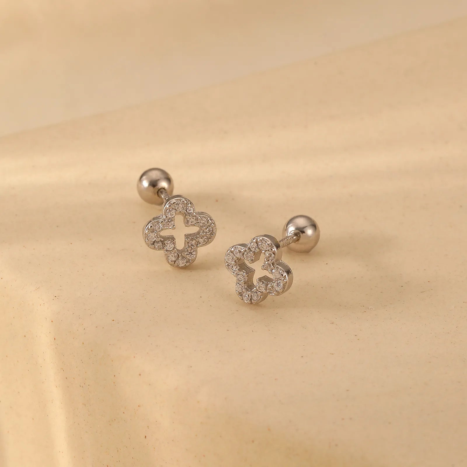 Puces d'oreilles Trèfle