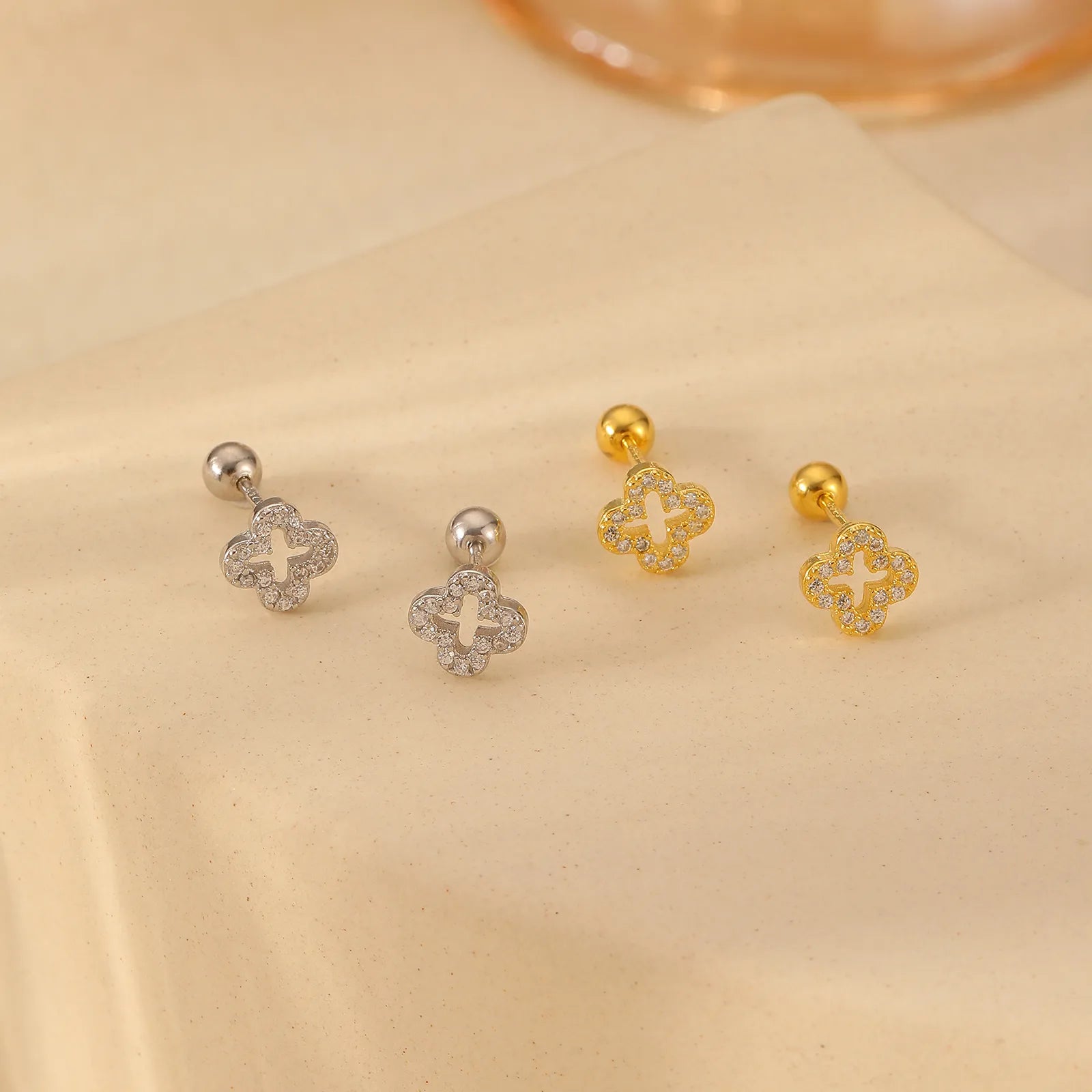 Puces d'oreilles Trèfle